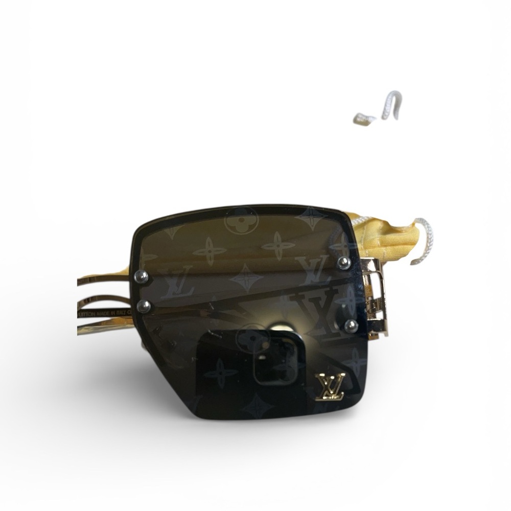 Elegant Fashion Black Square Sunglasses - Picture 4 of 5